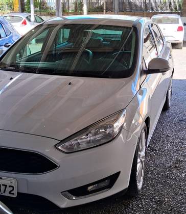 FORD FOCUS 2.0 SE PLUS FASTBACK 16V FLEX 4P POWERSHIFT